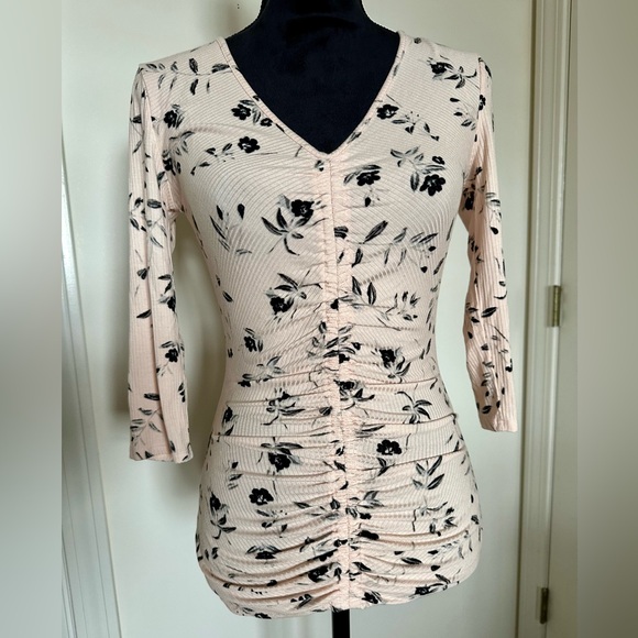 Candie's Cream and Black Ribbed Top - Picture 1 of 5